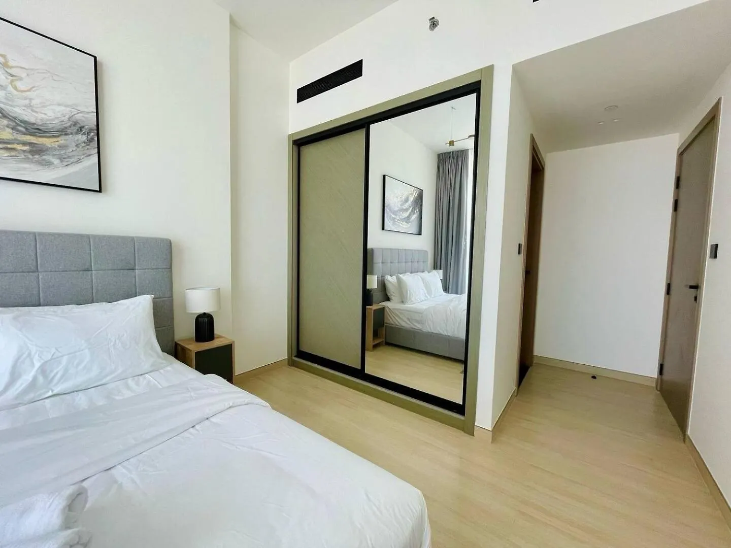 Contemporary Cocoon 1Br Sanctuary In Jvc! Apartment Dubai United Arab Emirates
