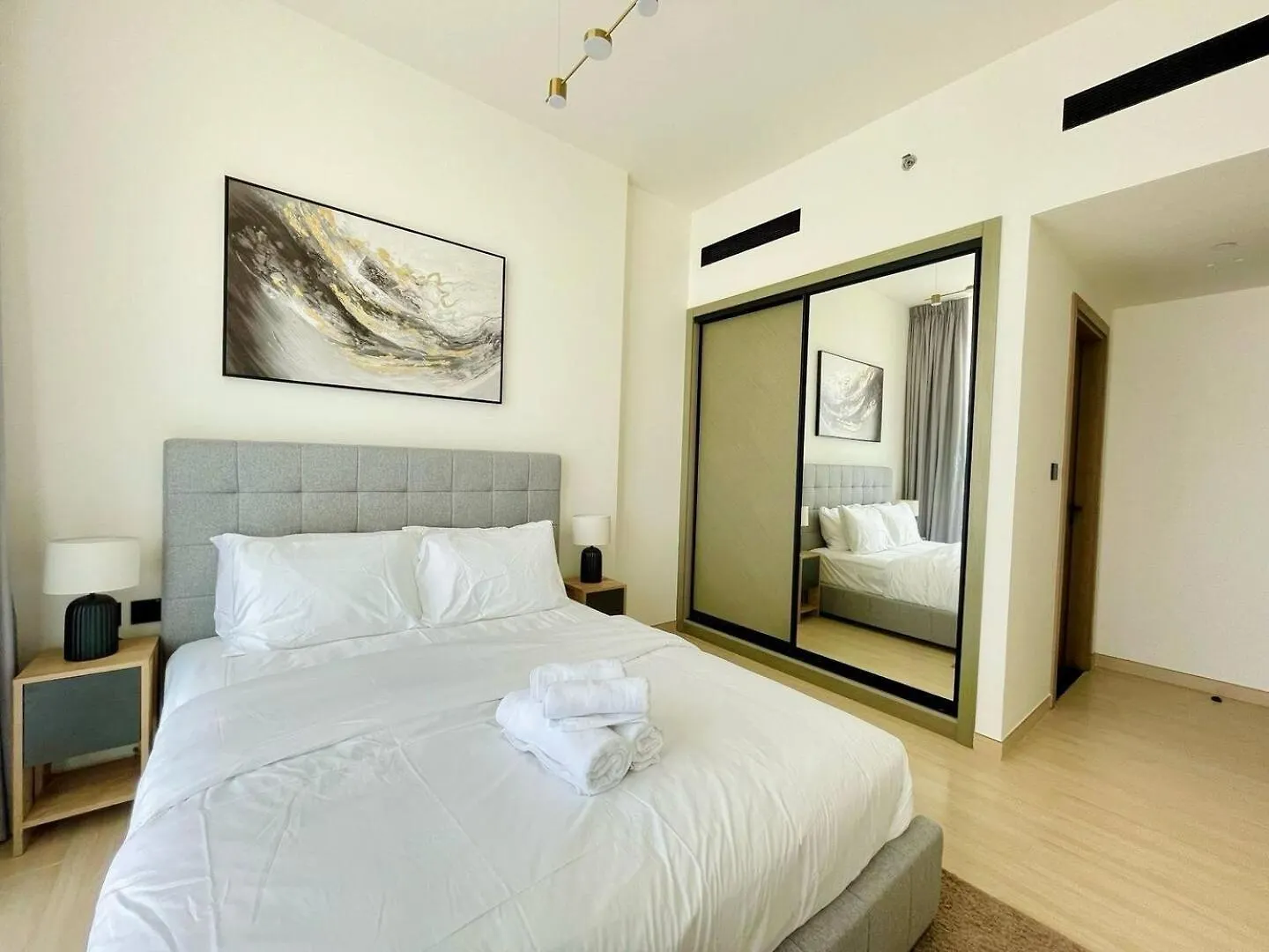 Contemporary Cocoon 1Br Sanctuary In Jvc! Apartment Dubai United Arab Emirates