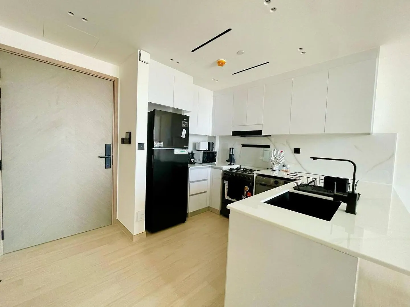 Jvc 1Br Apartment Modern Comfort, Pool, Parking Dubai 0*,  United Arab Emirates